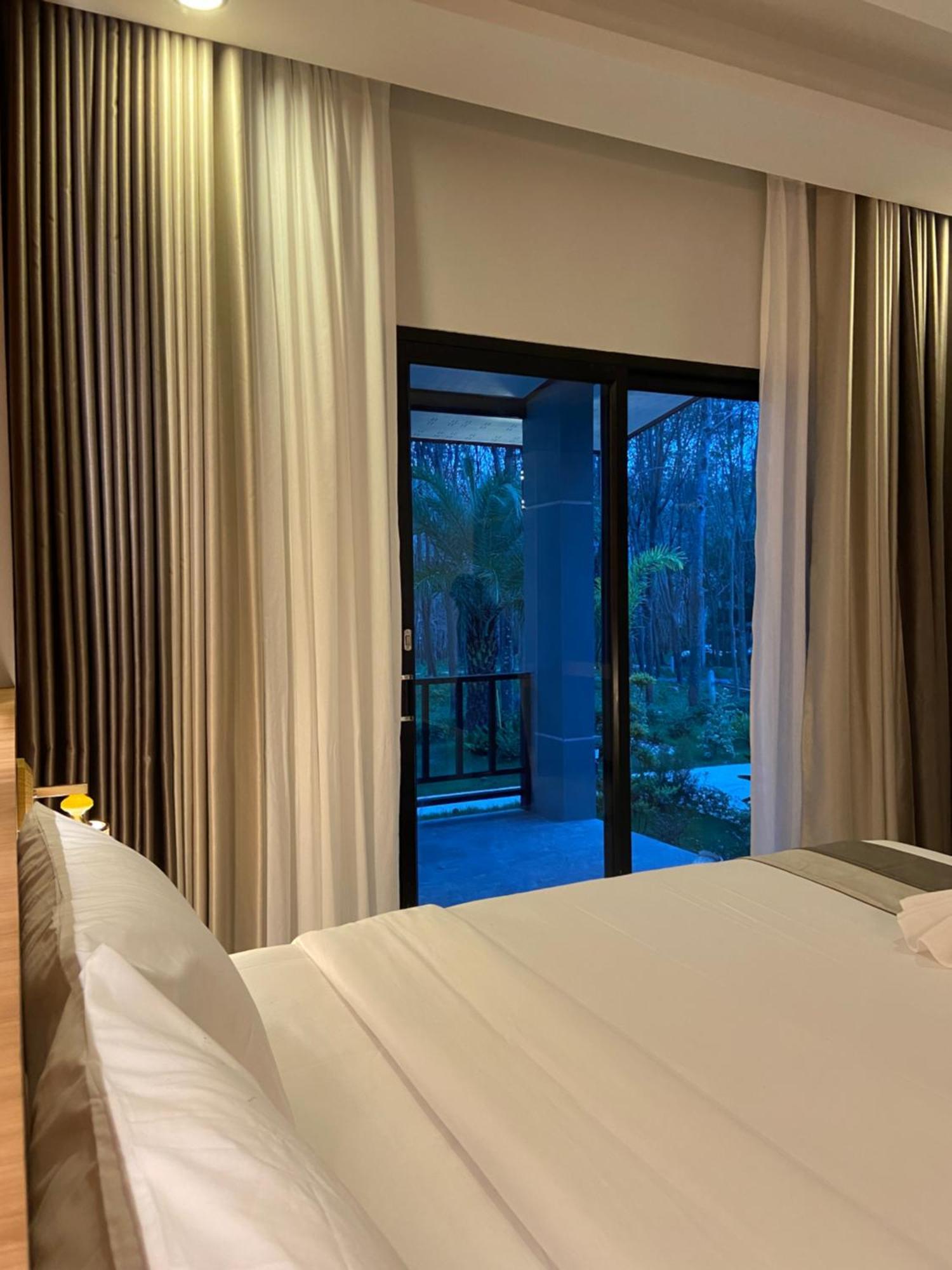 The Cushty Days Lanta Hotel Ko Lanta Buitenkant foto
